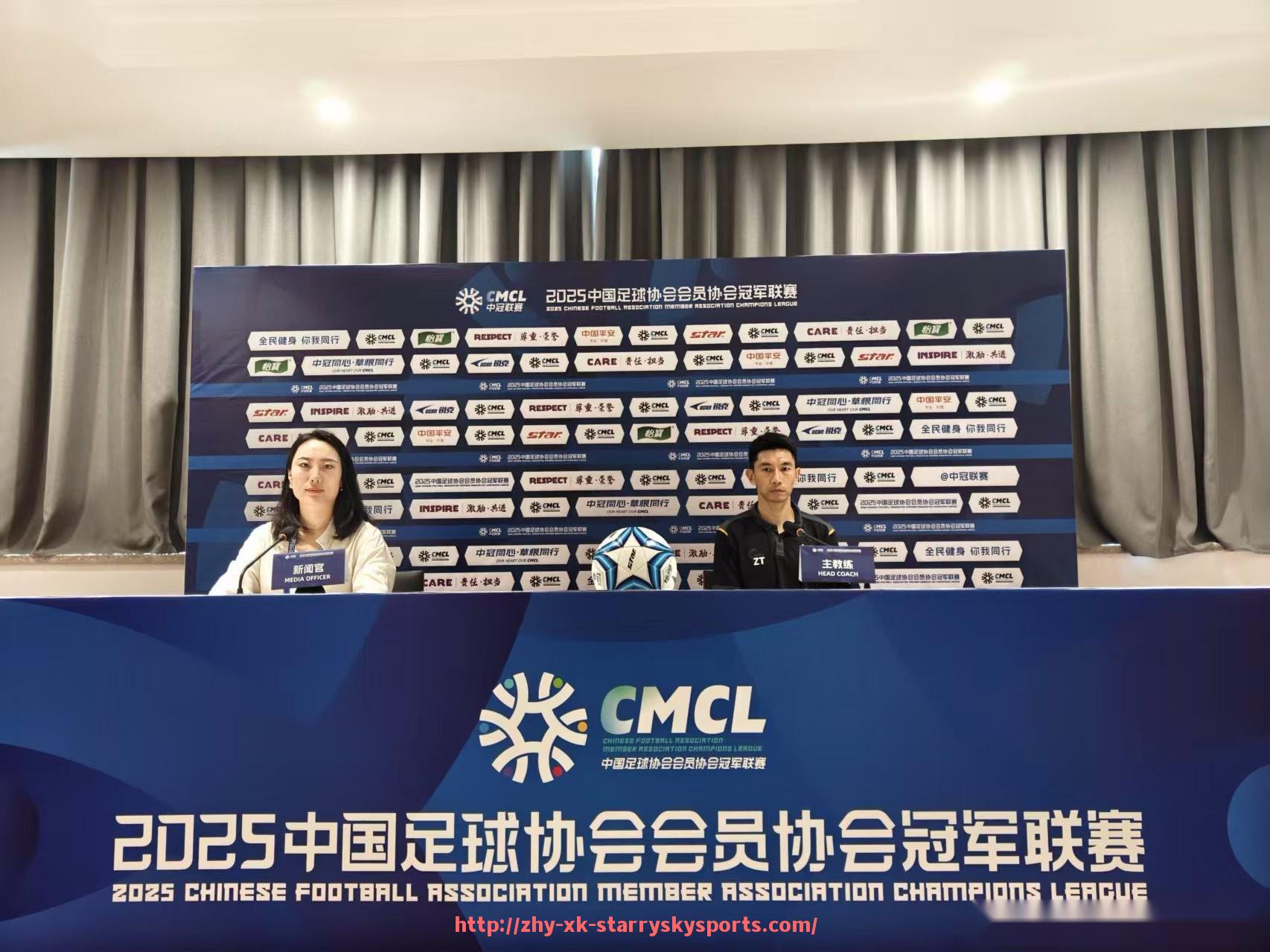 星空体育-阿雷佐足球队在意甲中的历史与现状分析