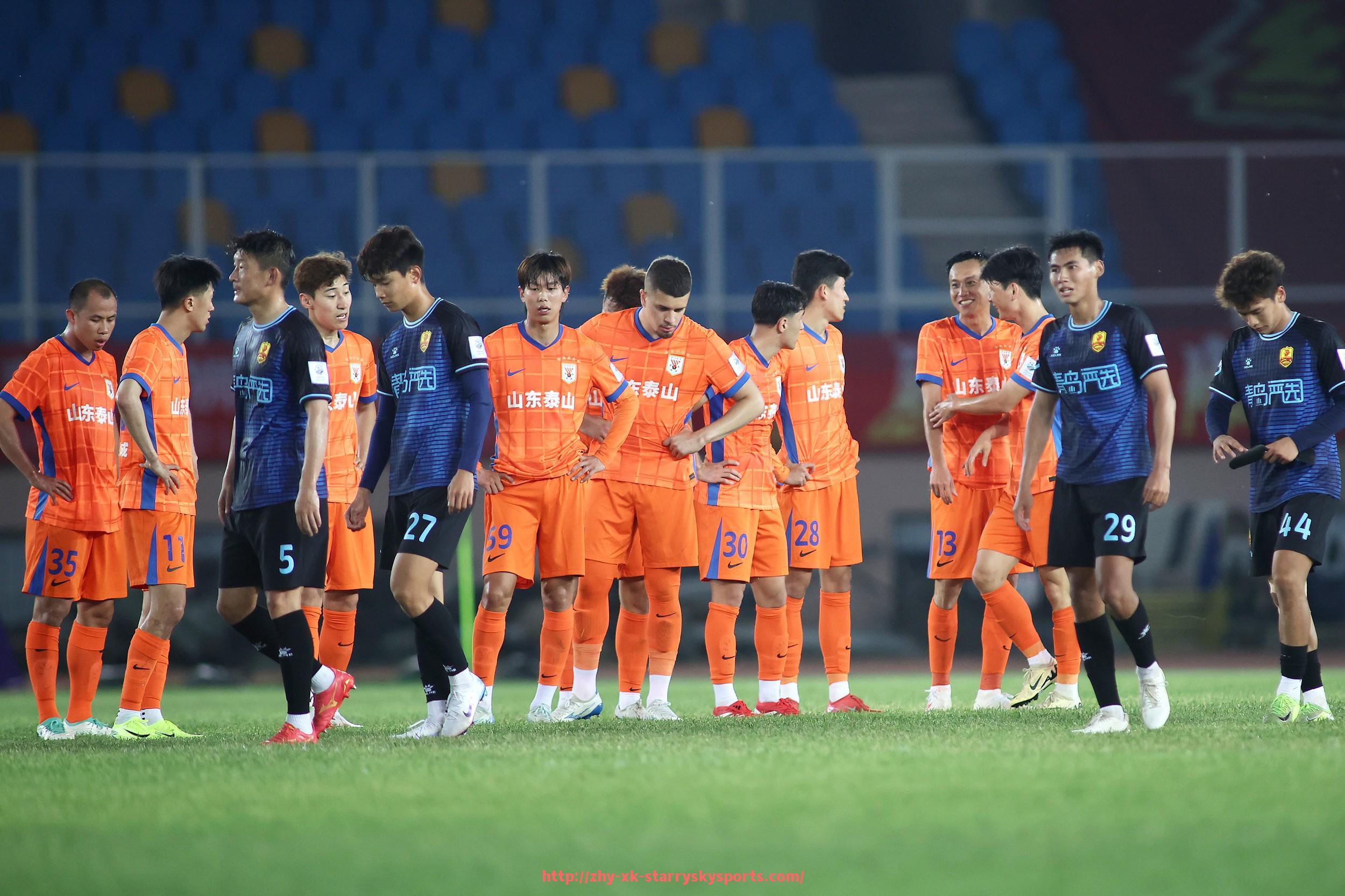 星空体育-世俱杯历届比赛球员换人数据与换人策略成败分析